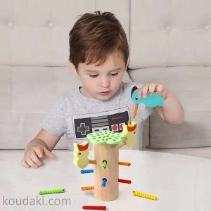 اسباب بازی تنه چوبی با کرم مگنتی